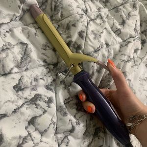 Curling iron